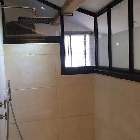 Duplex Avec Vue Sur Les Arenes Apartment Arles Exterior photo